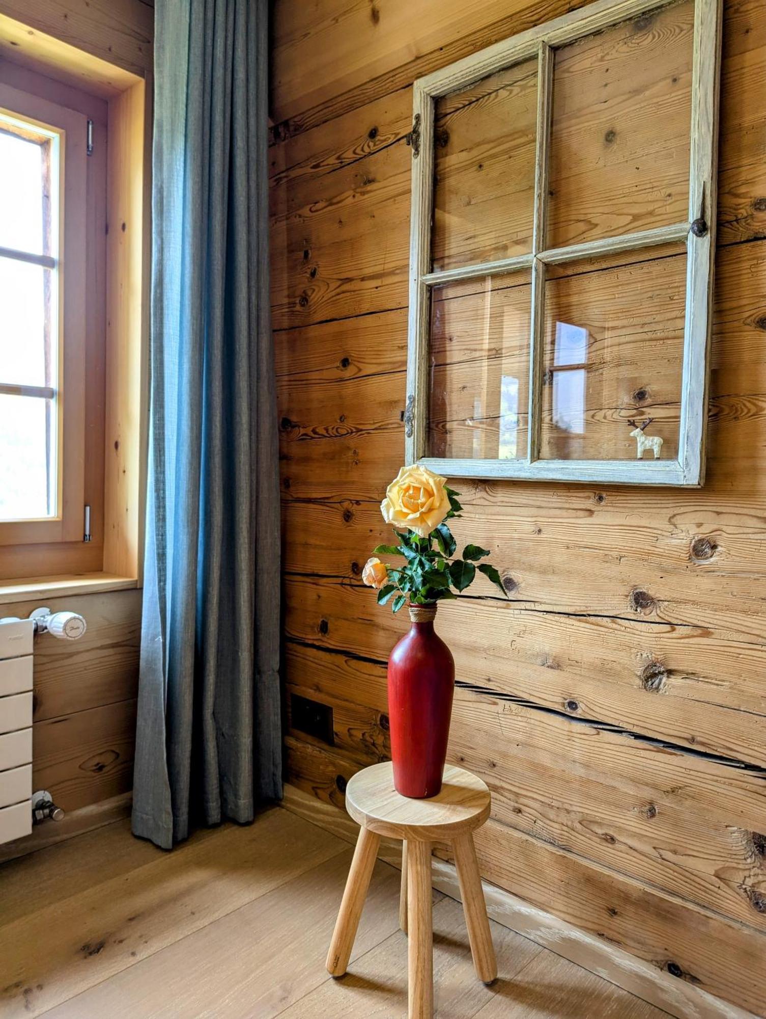 Swiss Mountain-Valley View Lodge Erlenbach im Simmental ภายนอก รูปภาพ