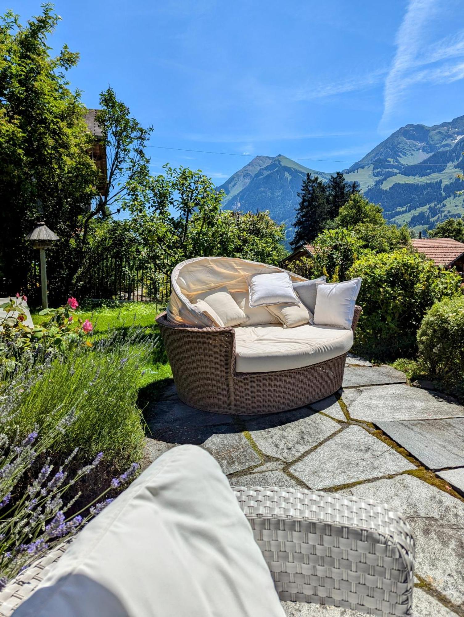 Swiss Mountain-Valley View Lodge Erlenbach im Simmental ภายนอก รูปภาพ