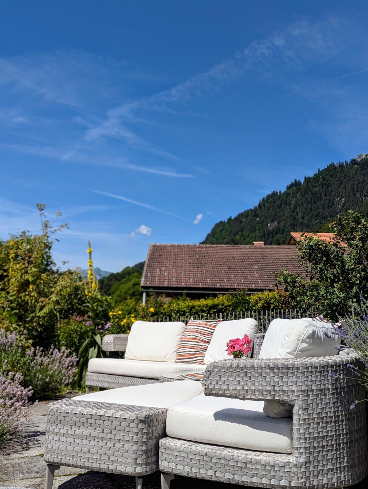 Swiss Mountain-Valley View Lodge Erlenbach im Simmental ภายนอก รูปภาพ