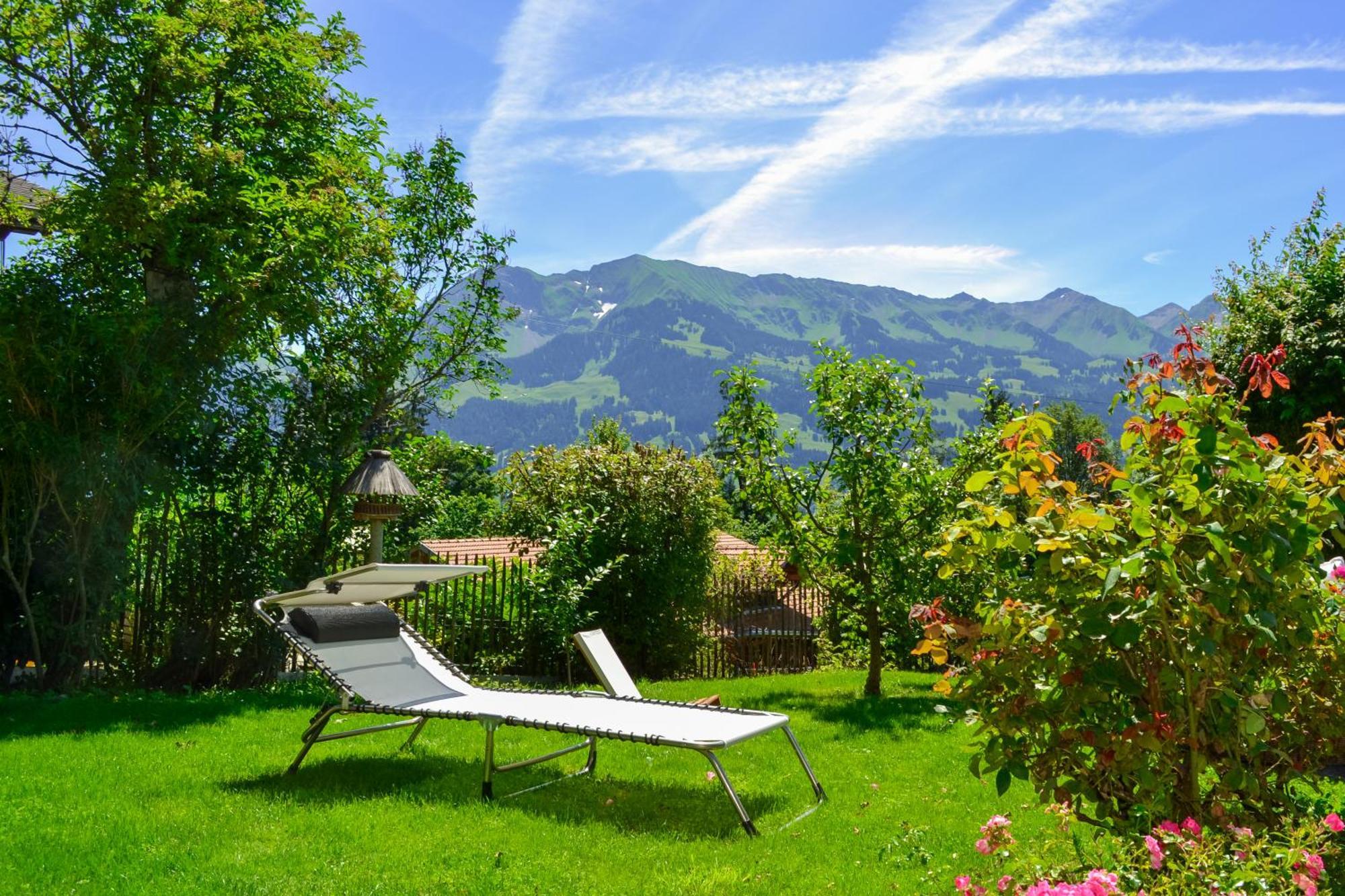 Swiss Mountain-Valley View Lodge Erlenbach im Simmental ภายนอก รูปภาพ